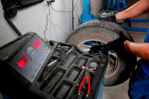 Шиномонтаж – замена шин с балансировкой колёс